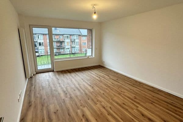 Prenájom bytu 3-izbový 81 m², Hamburg Prenájom bytu 3-izbový 81 m², Hamburg