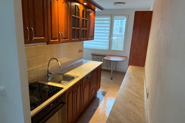 Prenájom bytu 2-izbový 62 m², Kmochova, Ústí nad Labem Prenájom bytu 2-izbový 62 m², Kmochova, Ústí nad Labem