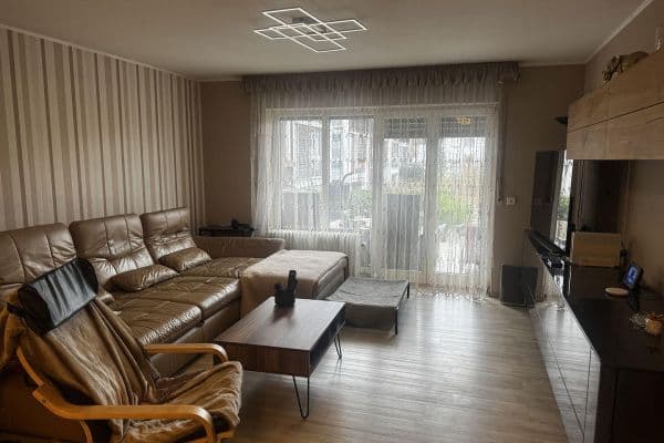 Predaj bytu 3-izbový 93 m², Karlsruhe Predaj bytu 3-izbový 93 m², Karlsruhe