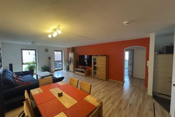 Predaj bytu 3-izbový 95 m², Heilsbronn Predaj bytu 3-izbový 95 m², Heilsbronn