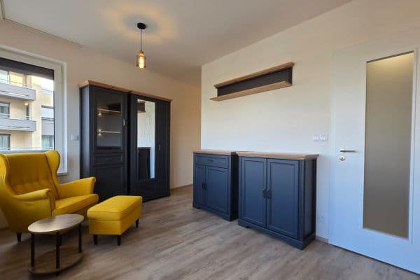 Prenájom bytu 1-izbový 31 m², Klapálkova, Praha Prenájom bytu 1-izbový 31 m², Klapálkova, Praha