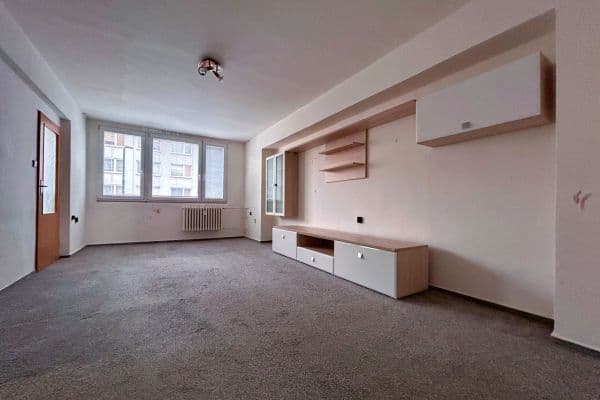 Predaj bytu 2-izbový 66 m², Na Bezděkově, Benešov, Středočeský kraj Predaj bytu 2-izbový 66 m², Na Bezděkově, Benešov, Středočeský kraj