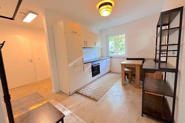 Prenájom bytu 3-izbový 60 m², Sperberstr. 26, Villingen-Schwenningen, Bádensko-Wurttembersko Prenájom bytu 3-izbový 60 m², Sperberstr. 26, Villingen-Schwenningen, Bádensko-Wurttembersko