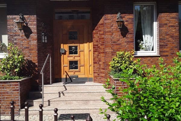 Prenájom bytu 2-izbový 70 m², Ladenspelder Str.60, Essen Prenájom bytu 2-izbový 70 m², Ladenspelder Str.60, Essen