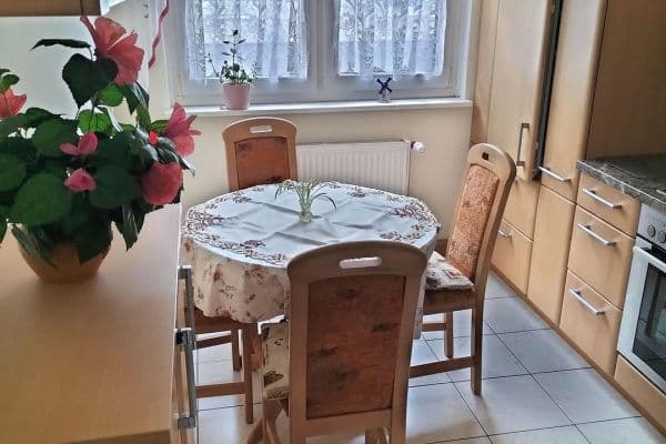 Prenájom bytu 3-izbový 70 m², Schützenstr. xxx, Hanau Prenájom bytu 3-izbový 70 m², Schützenstr. xxx, Hanau