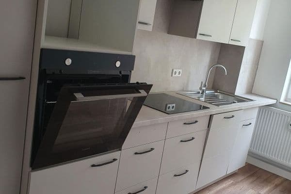 Prenájom bytu 3-izbový 66 m², Jahnstrasse 49, Dessau-Roßlau Prenájom bytu 3-izbový 66 m², Jahnstrasse 49, Dessau-Roßlau