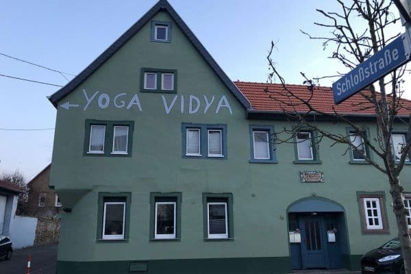 Prenájom bytu 4-izbový 110 m², Worms-Pfeddersheim Prenájom bytu 4-izbový 110 m², Worms-Pfeddersheim