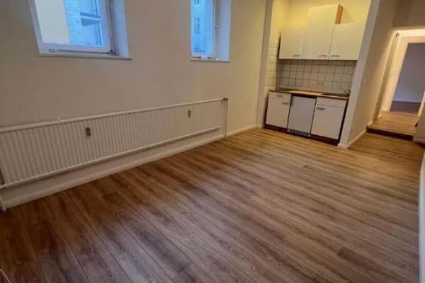 Prenájom bytu 2-izbový 40 m², Jüdenstraße 27, Berlin, Berlín Prenájom bytu 2-izbový 40 m², Jüdenstraße 27, Berlin, Berlín