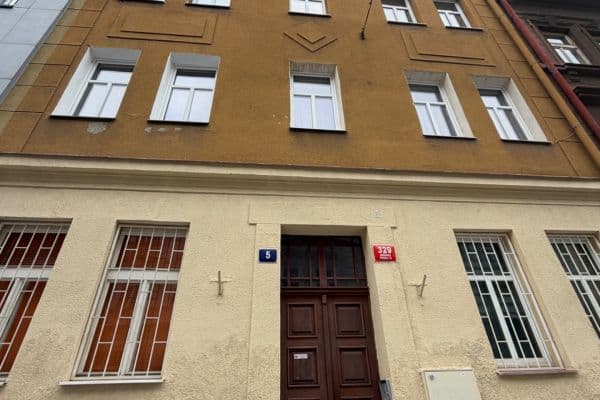 Predaj bytu 1-izbový 33 m², Sevastopolská, Praha, Praha Predaj bytu 1-izbový 33 m², Sevastopolská, Praha, Praha