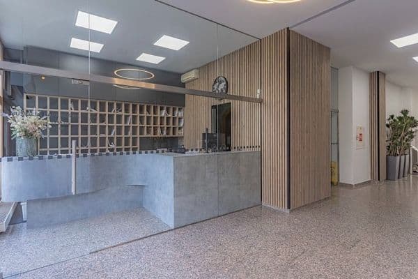 Prenájom kancelárie 22 m², Jenišovská, Praha Prenájom kancelárie 22 m², Jenišovská, Praha