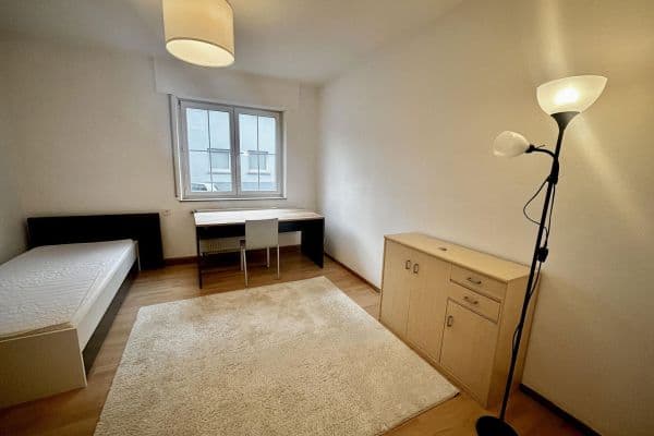 Prenájom bytu 1-izbový 15 m², Markomannenstr., Stuttgart, Bádensko-Wurttembersko Prenájom bytu 1-izbový 15 m², Markomannenstr., Stuttgart, Bádensko-Wurttembersko