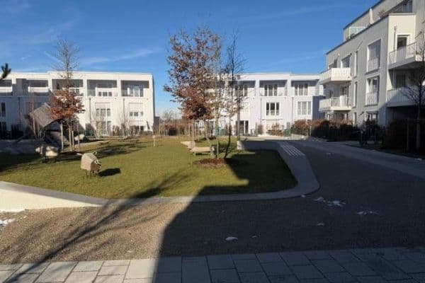 Prenájom bytu 3-izbový 83 m², Leinweberweg 45, München, Bavorsko Prenájom bytu 3-izbový 83 m², Leinweberweg 45, München, Bavorsko