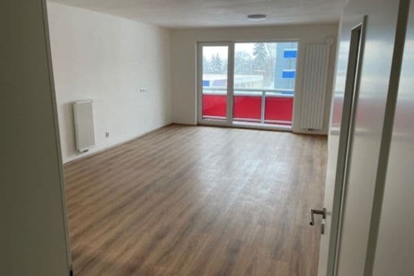 Prenájom bytu 2-izbový 64 m², Studentská, Plzeň Prenájom bytu 2-izbový 64 m², Studentská, Plzeň