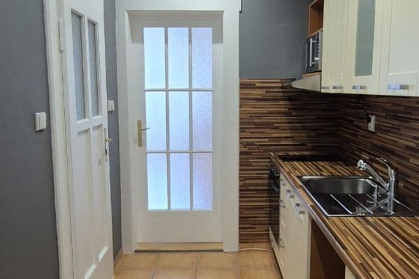 Predaj bytu 1-izbový 37 m², Prouzova, Praha, Praha Predaj bytu 1-izbový 37 m², Prouzova, Praha, Praha