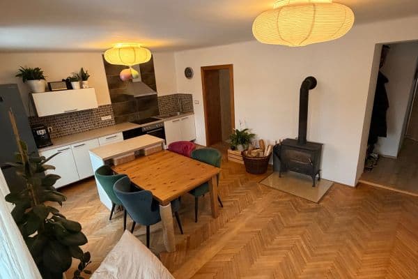 Predaj bytu 3-izbový 85 m², Držkov Predaj bytu 3-izbový 85 m², Držkov