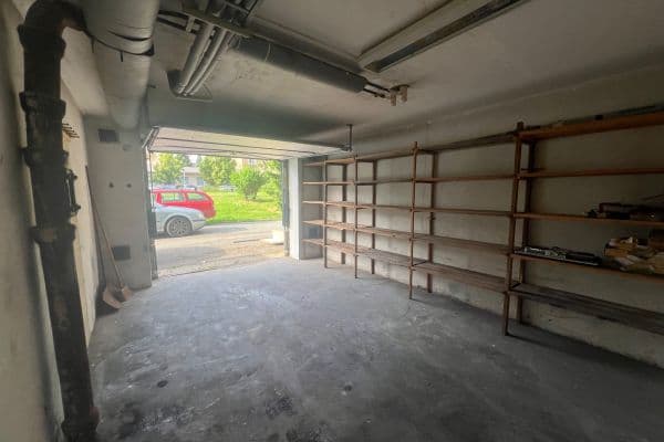 Prenájom garáže 18 m², Plzeň, Plzeňský kraj Prenájom garáže 18 m², Plzeň, Plzeňský kraj