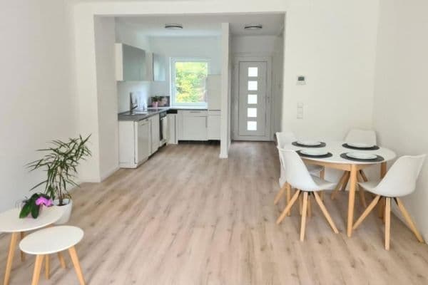 Predaj domu 111 m², pozemek 124 m², Hamburg Predaj domu 111 m², pozemek 124 m², Hamburg