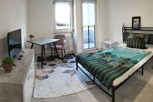 Prenájom bytu 1-izbový 28 m², Hauptstraße 12/1, Esslingen Zell Prenájom bytu 1-izbový 28 m², Hauptstraße 12/1, Esslingen Zell