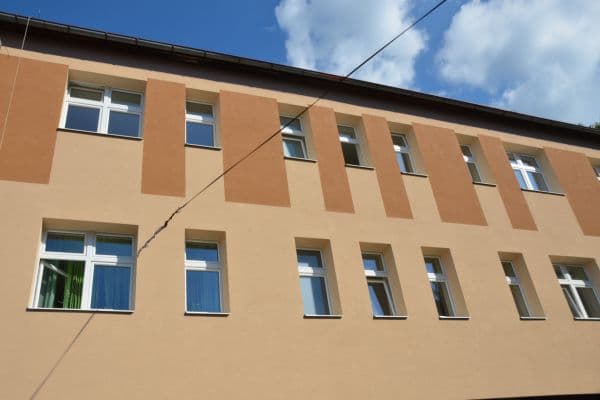 Prenájom bytu 2-izbový 47 m², U Valchy, nečleněný Liberec Prenájom bytu 2-izbový 47 m², U Valchy, nečleněný Liberec