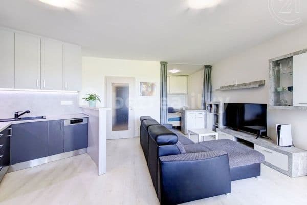 Predaj bytu 2-izbový 50 m², Miroslava Hajna, Praha Predaj bytu 2-izbový 50 m², Miroslava Hajna, Praha