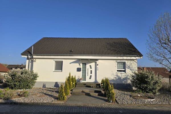 Predaj domu 187 m², pozemek 596 m², Lobbach Predaj domu 187 m², pozemek 596 m², Lobbach