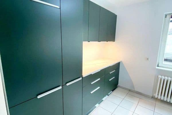 Prenájom bytu 2-izbový 52 m², Reichklarastr. 2a, Mainz Prenájom bytu 2-izbový 52 m², Reichklarastr. 2a, Mainz