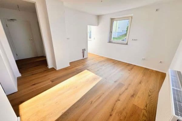 Prenájom bytu 2-izbový 52 m², Jos.-Otto-Kolb-Straße 15, Ebermannstadt Prenájom bytu 2-izbový 52 m², Jos.-Otto-Kolb-Straße 15, Ebermannstadt