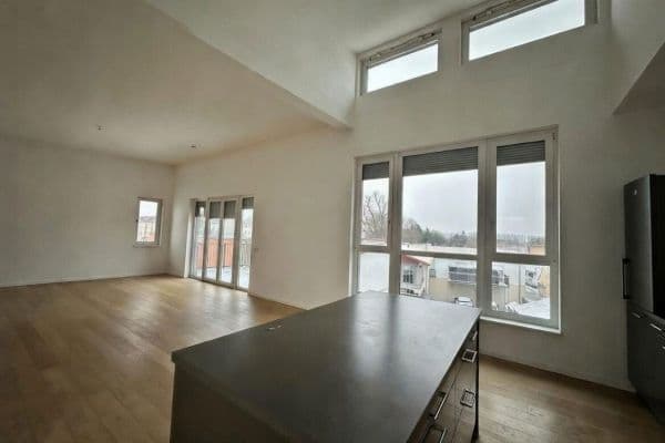 Predaj bytu 4-izbový 138 m², Lindenstraße 7c, Teltow Predaj bytu 4-izbový 138 m², Lindenstraße 7c, Teltow