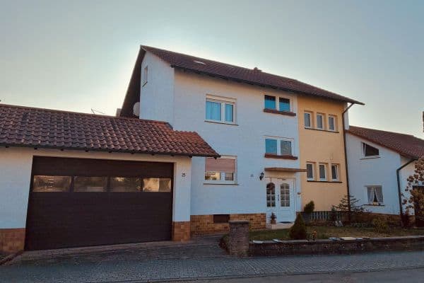 Predaj domu 165 m², pozemek 650 m², Sinsheim, Bádensko-Wurttembersko Predaj domu 165 m², pozemek 650 m², Sinsheim, Bádensko-Wurttembersko