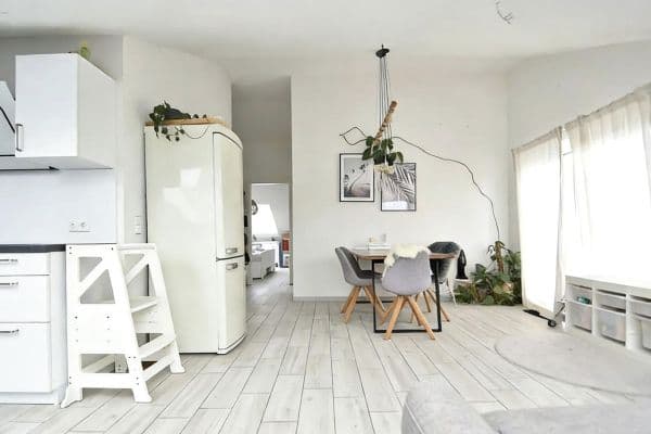 Prenájom bytu 4-izbový 71 m², Stuttgart-Plieningen Prenájom bytu 4-izbový 71 m², Stuttgart-Plieningen