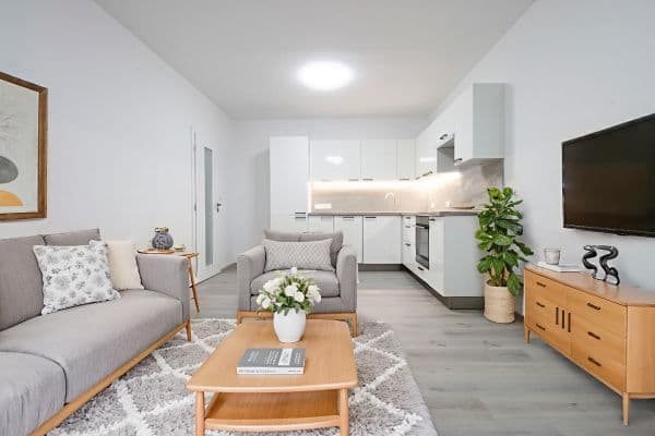 Prenájom bytu 2-izbový 41 m², Teyschlova, Brno Prenájom bytu 2-izbový 41 m², Teyschlova, Brno