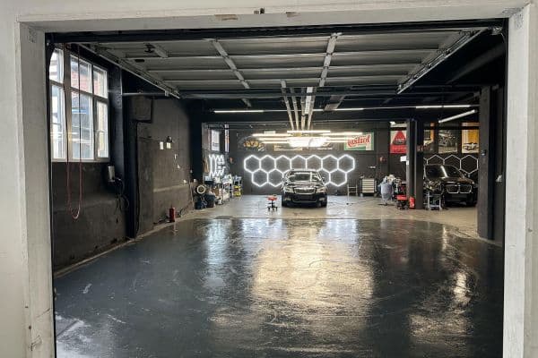 Prenájom nebytového priestoru 323 m², Wiescherstrasse 11b, Wuppertal Prenájom nebytového priestoru 323 m², Wiescherstrasse 11b, Wuppertal