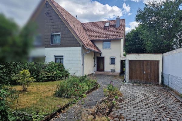 Predaj domu 95 m², pozemek 562 m², Gröbenzell, Bavorsko Predaj domu 95 m², pozemek 562 m², Gröbenzell, Bavorsko