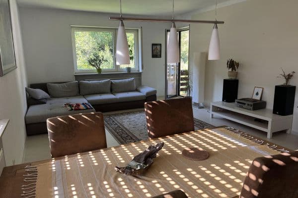 Prenájom bytu 4-izbový 95 m², Elmstein Prenájom bytu 4-izbový 95 m², Elmstein