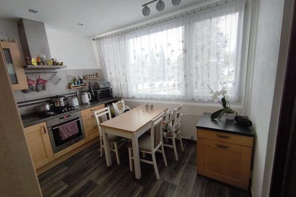 Predaj bytu 4-izbový 77 m², Kubelíkova, Liberec Predaj bytu 4-izbový 77 m², Kubelíkova, Liberec