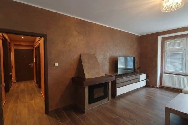 Predaj bytu 3-izbový 78 m², Dukelských hrdinů, Kolín Predaj bytu 3-izbový 78 m², Dukelských hrdinů, Kolín