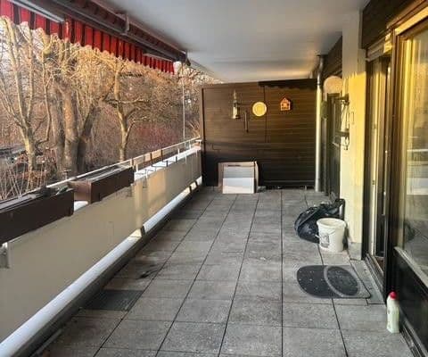 Prenájom bytu 3-izbový 92 m², Noestraße 28, München, Bavorsko Prenájom bytu 3-izbový 92 m², Noestraße 28, München, Bavorsko