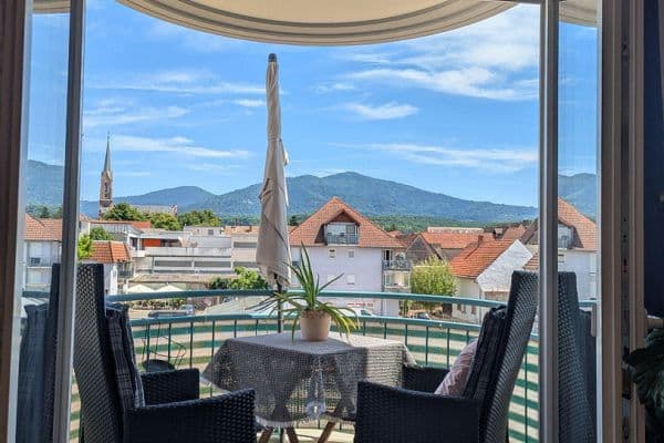 Predaj bytu 3-izbový 92 m², Müllheim Predaj bytu 3-izbový 92 m², Müllheim