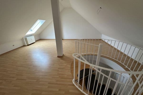 Prenájom bytu 3-izbový 89 m², Offenbacher Straße, Dietzenbach Prenájom bytu 3-izbový 89 m², Offenbacher Straße, Dietzenbach