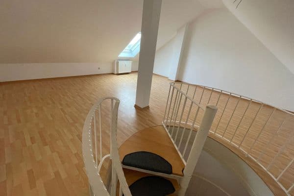 Prenájom bytu 3-izbový 89 m², Offenbacher Straße, Dietzenbach Prenájom bytu 3-izbový 89 m², Offenbacher Straße, Dietzenbach