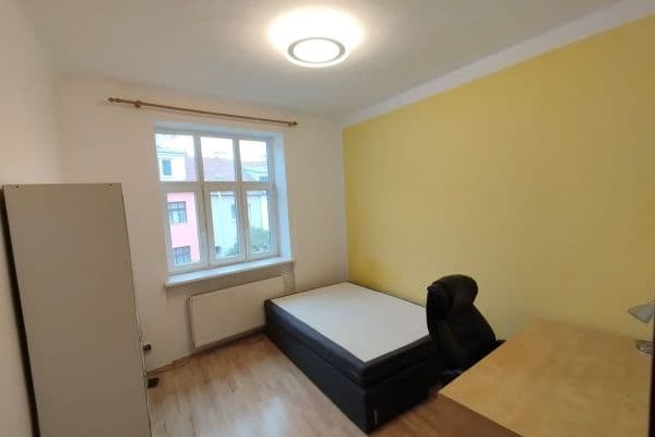 Prenájom bytu 4-izbový 82 m², Rotalova, Brno Prenájom bytu 4-izbový 82 m², Rotalova, Brno