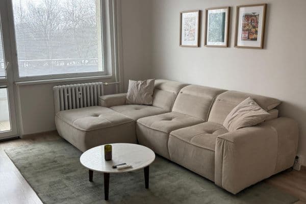 Prenájom bytu 3-izbový 63 m², Sputniková, Ružinov Prenájom bytu 3-izbový 63 m², Sputniková, Ružinov