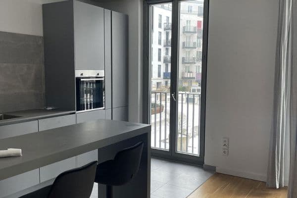 Prenájom bytu 2-izbový 54 m², Wilhelm-Caspar-Wegely-Platz 4, Berlin, Berlín Prenájom bytu 2-izbový 54 m², Wilhelm-Caspar-Wegely-Platz 4, Berlin, Berlín