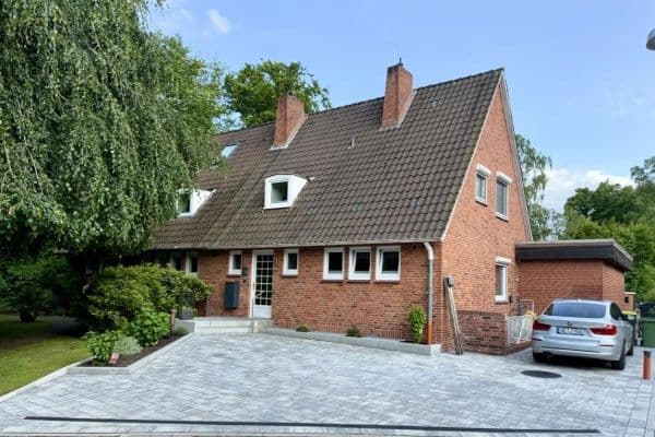 Predaj domu 125 m², pozemek 718 m², Neumünster Predaj domu 125 m², pozemek 718 m², Neumünster