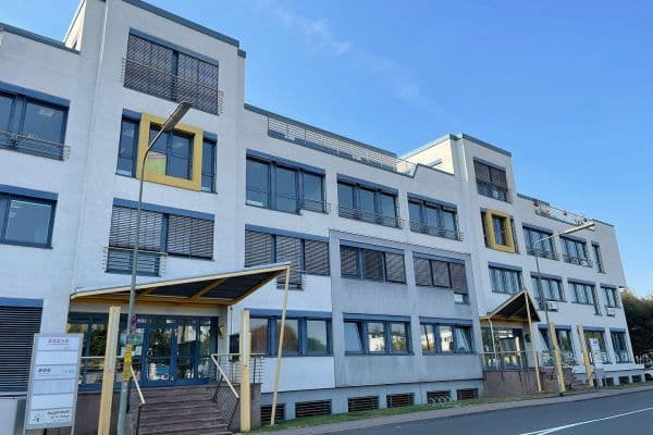 Prenájom kancelárie 84 m², Berner Str. 71, Frankfurt - Nieder-Eschbach, Hesensko Prenájom kancelárie 84 m², Berner Str. 71, Frankfurt - Nieder-Eschbach, Hesensko