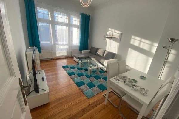 Prenájom bytu 3-izbový 90 m², Körnerstr., 47, Berlin, Berlín Prenájom bytu 3-izbový 90 m², Körnerstr., 47, Berlin, Berlín