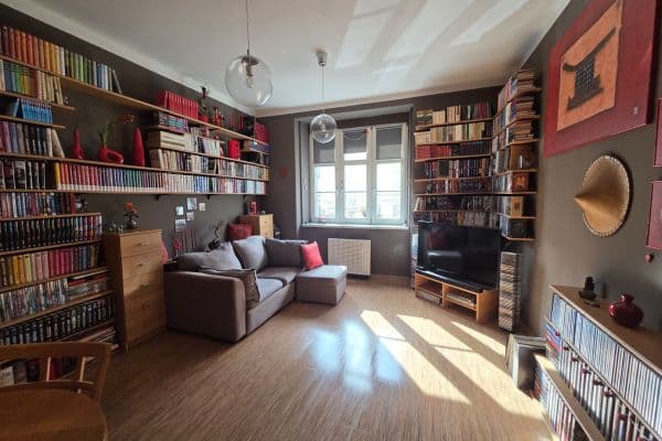 Predaj bytu 2-izbový 54 m², 5. května, Praha Predaj bytu 2-izbový 54 m², 5. května, Praha