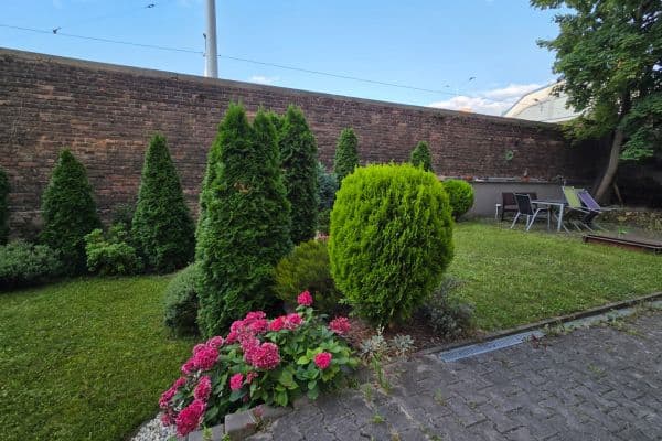 Predaj bytu 2-izbový 54 m², 5. května, Praha Predaj bytu 2-izbový 54 m², 5. května, Praha