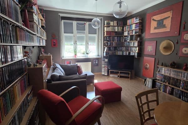 Predaj bytu 2-izbový 54 m², 5. května, Praha Predaj bytu 2-izbový 54 m², 5. května, Praha