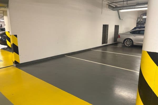 Prenájom garáže 12 m², Korunní, Praha Prenájom garáže 12 m², Korunní, Praha